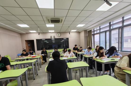 2f7a8be19e3989d0152613a60590b83