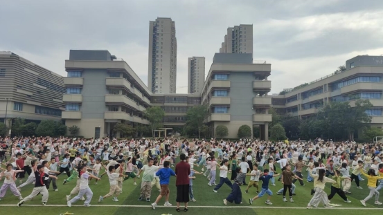 b16996f2aabda2fa1d8f8b0709653bcd