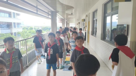 703de17bda105e52a871f1f3503064d6