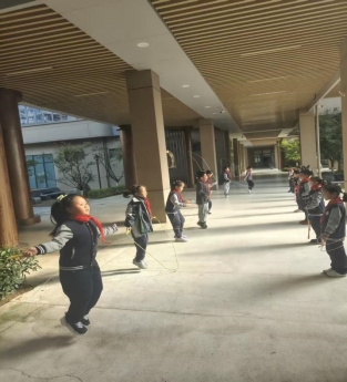 09f1d0cf49e449fbfca6e61608fafe38