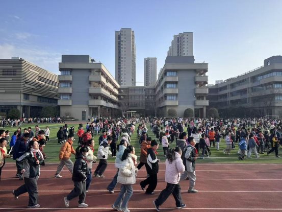 b2875eb06f5754d887f77ce5b0283de6